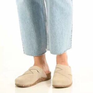 NEW Dansko Daniella Clogs - Suede IN Taupa For Women 925 5s3